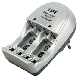 CARICA BATTERIE NI-MH/NI-CD...